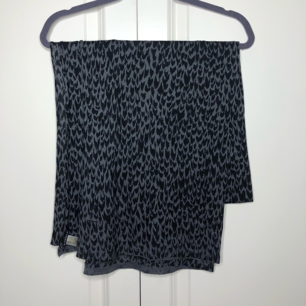 Elie Tahari Wrap